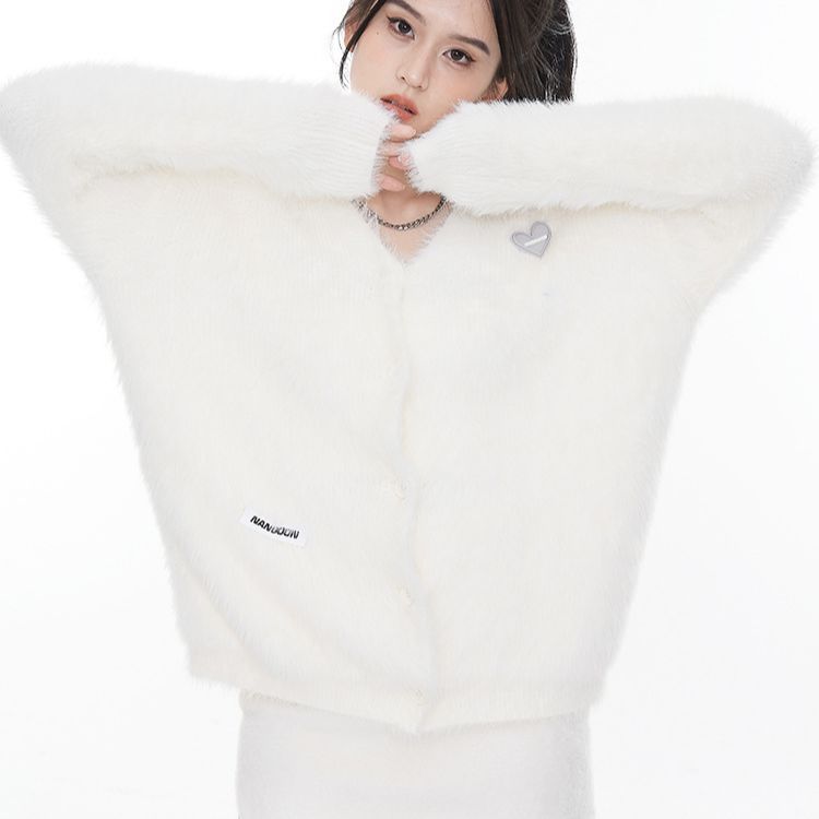 Women's Cream Color Soft Glutinous Wool Knitted Knitwear